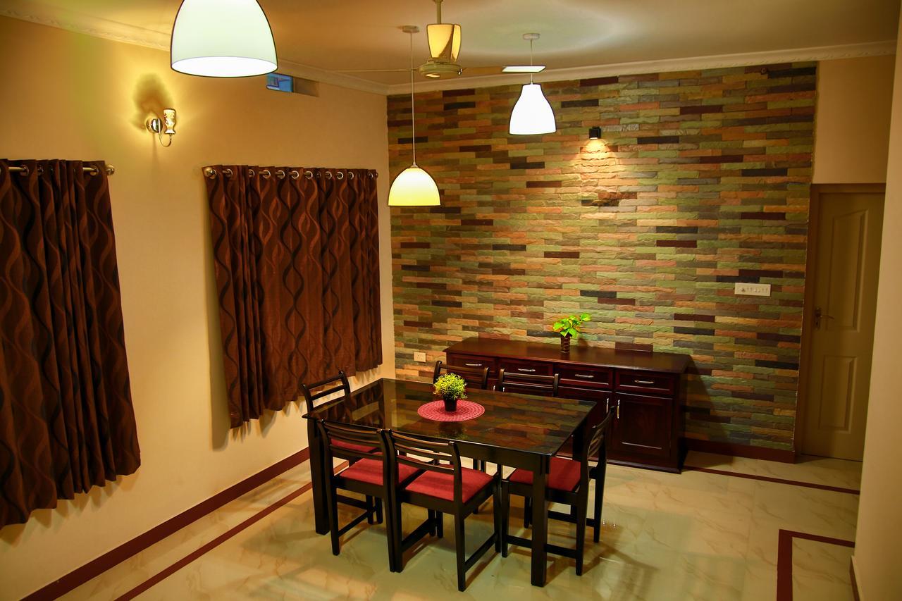 Luxury Villas Of กูรูวาเยอร์ ภายนอก รูปภาพ
